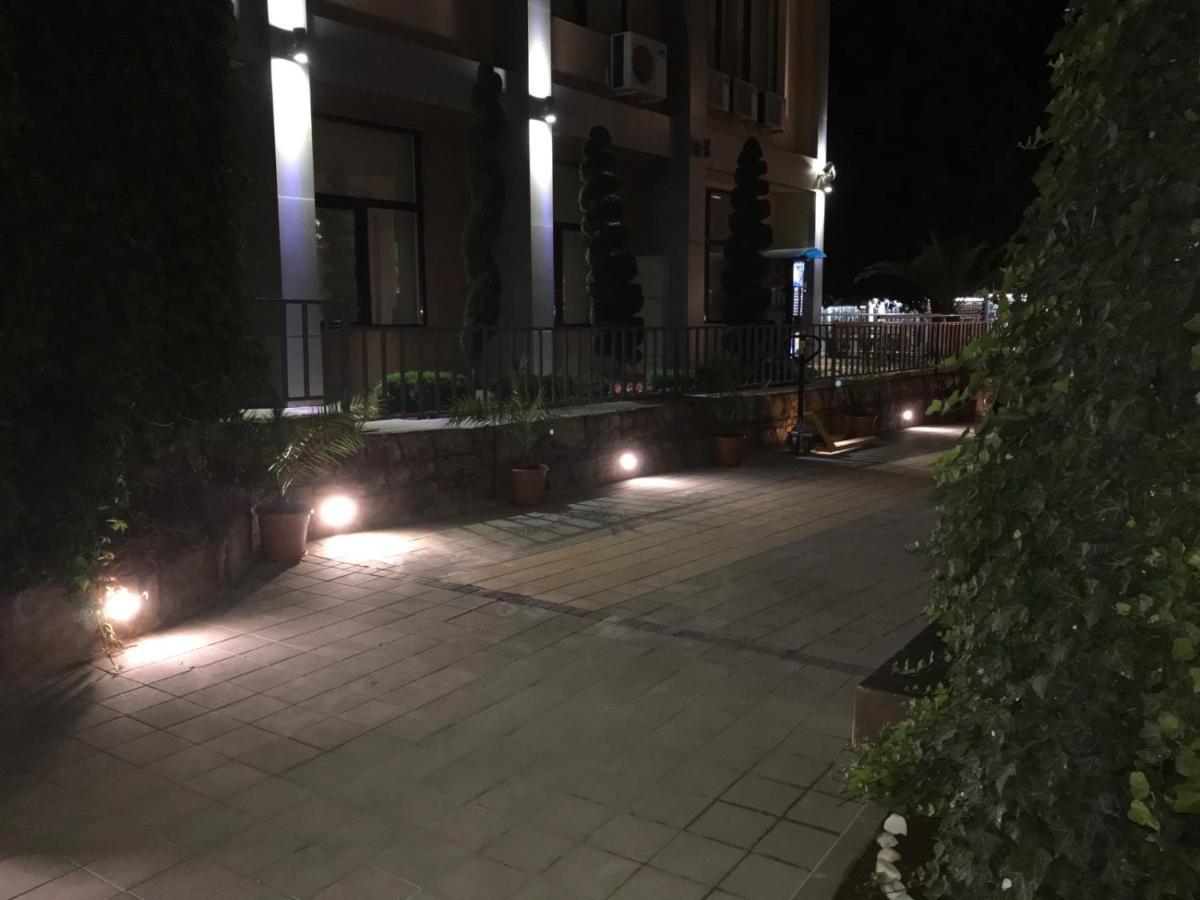 Raya Central Obzor Exteriör bild